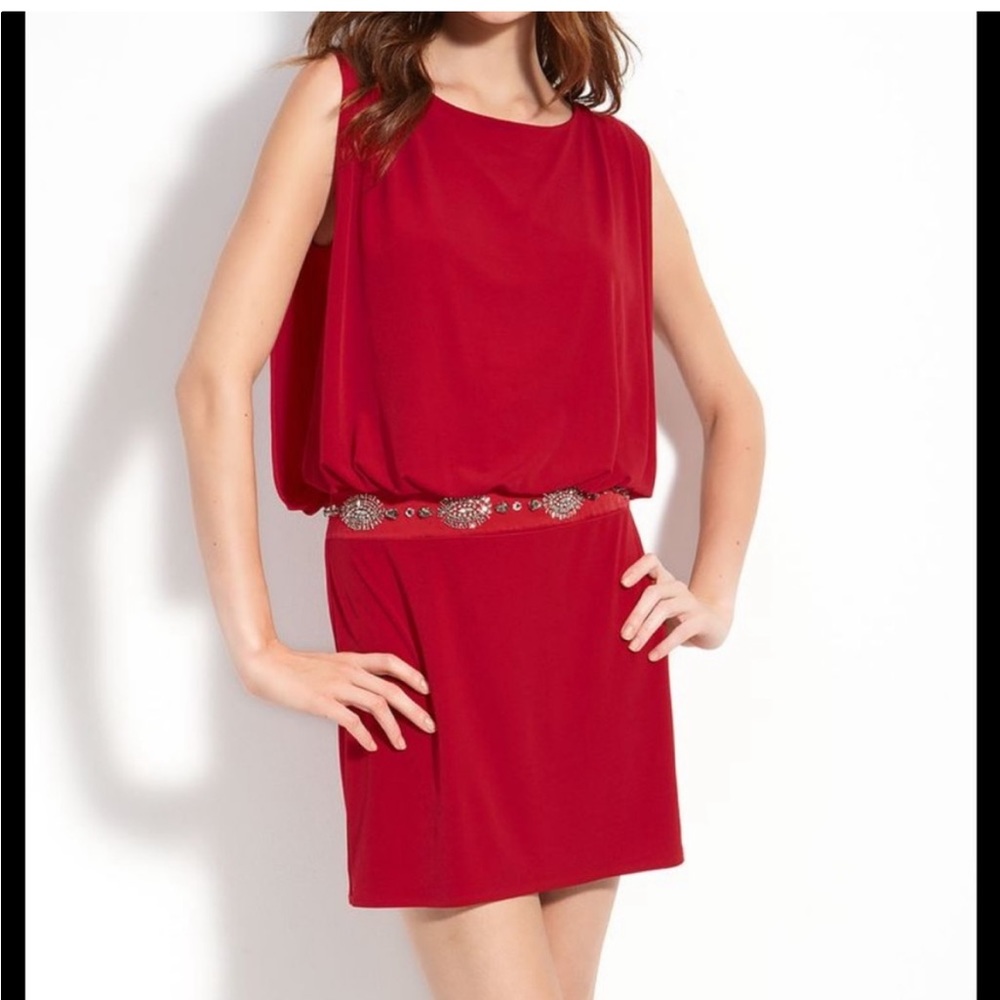 LAUNDRY BY SHELLI SEGAL Red Jersey Blouson Dress with Back Keyhole Embellishment